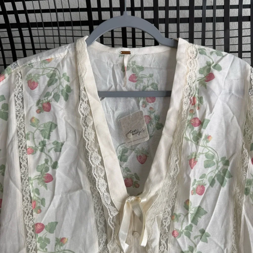 Free people marigold strawberry vine top - Picture 2 of 6